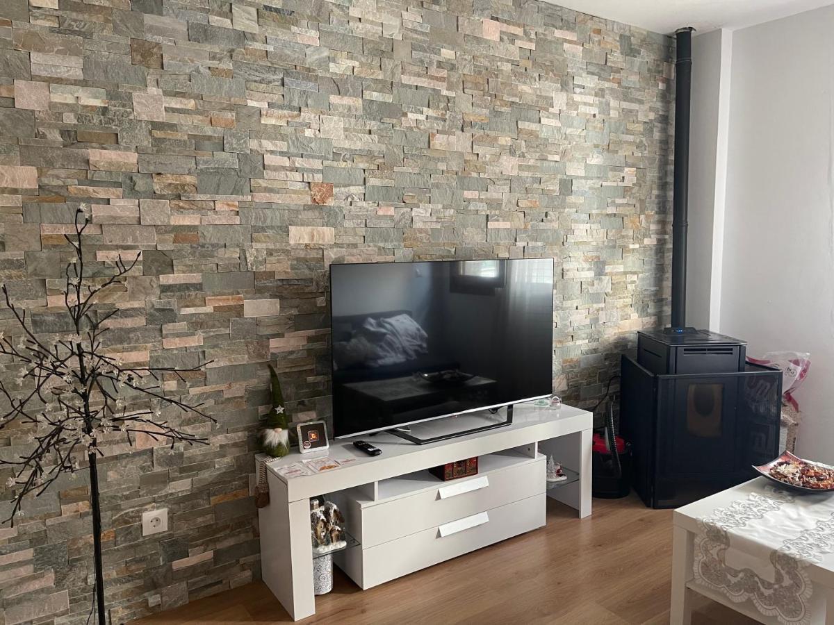 Apartameto Verena Deluxe Guardiola de Berga Bagian luar foto